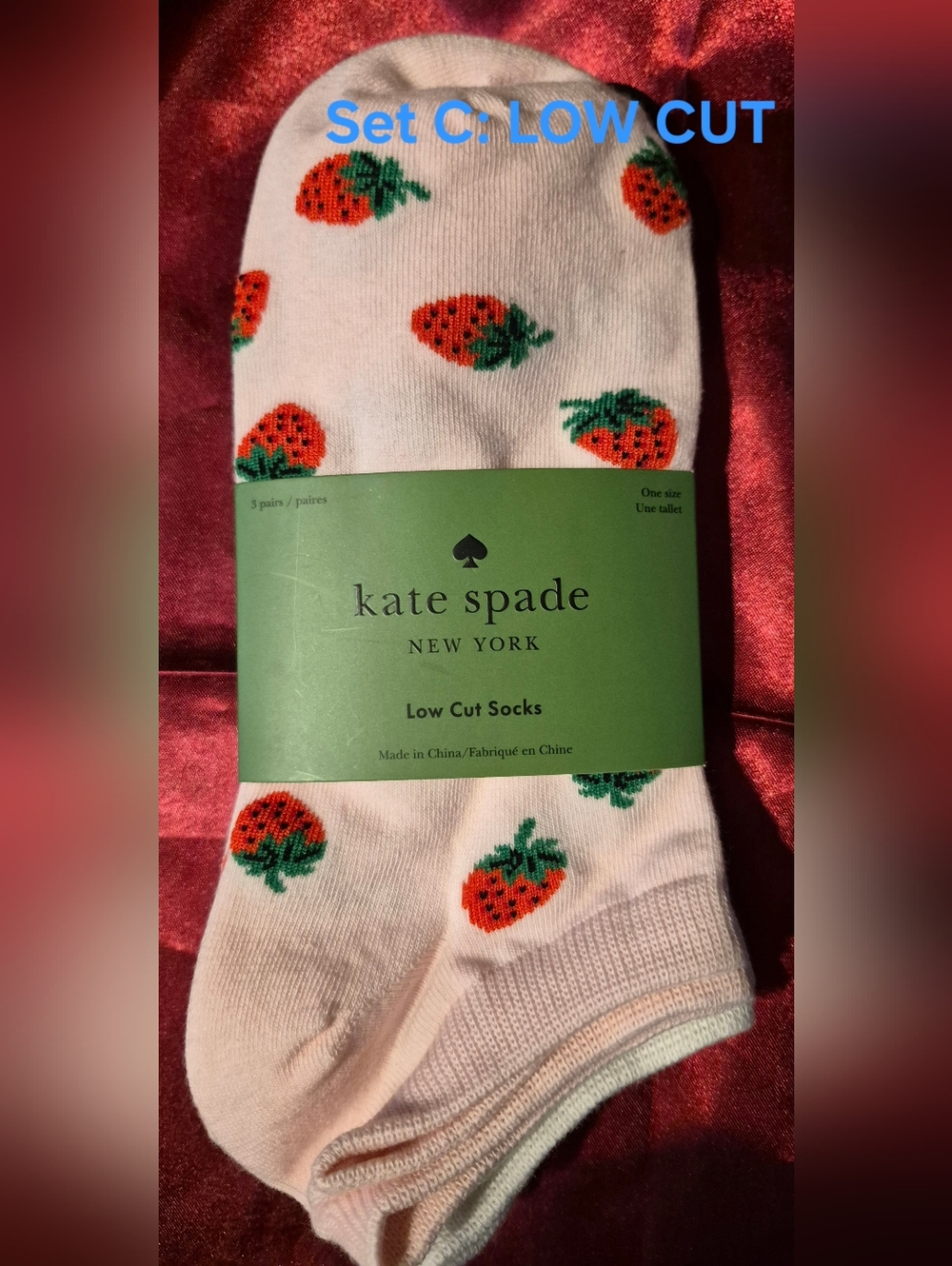 NWT π©· KATE SPADE π©· CREW SOCK π§¦choose a 3 PACK π§ super cute designs! π $30 R - Picture 6 of 14